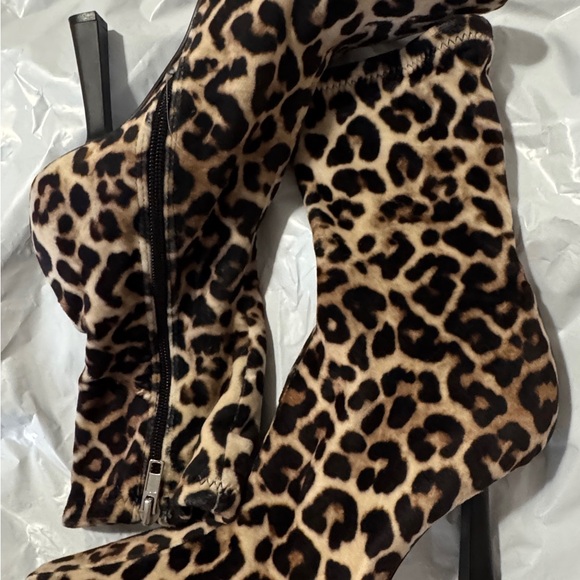 Steve Madden Leopard Print Heeled Ankle Boots Women’s 7.5 New No Box - Picture 4 of 8
